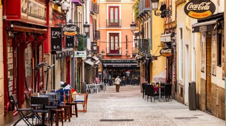 Are siestas real in spain?