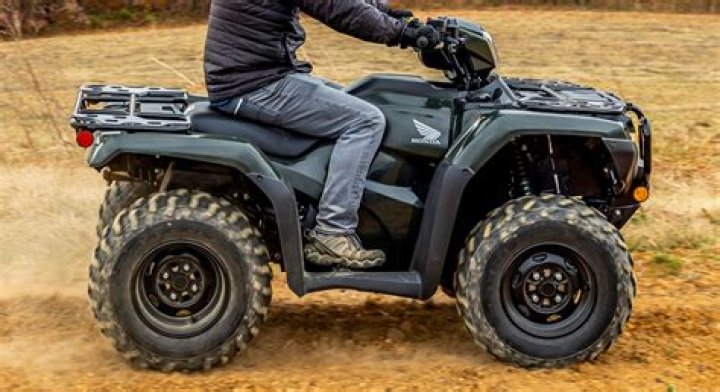 Do four wheelers have a clutch?