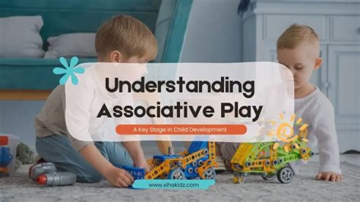 How does associative work?