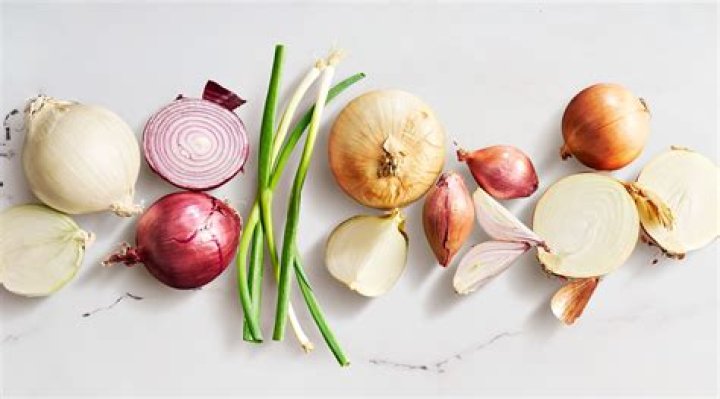 Should you side dress onions?