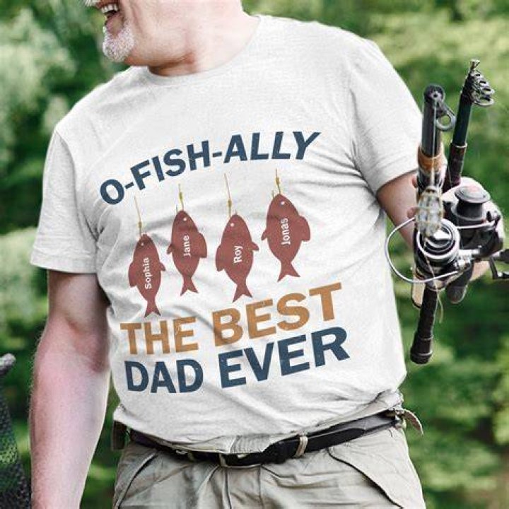 Where is ally's dad in fish in a tree?